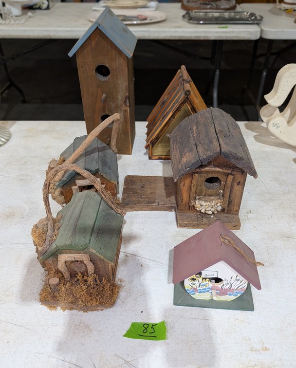 (5) Wooden Decorative Birdhouses