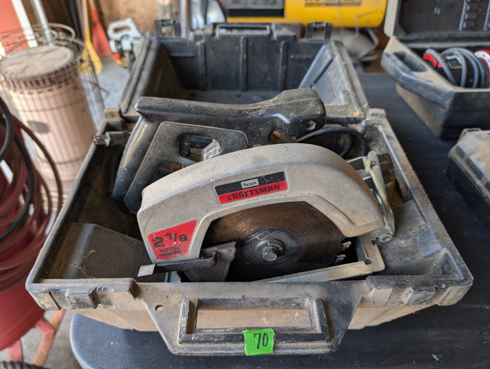 Sears Craftsman 2 1/8 HP Circular Saw in Molded Storage Case