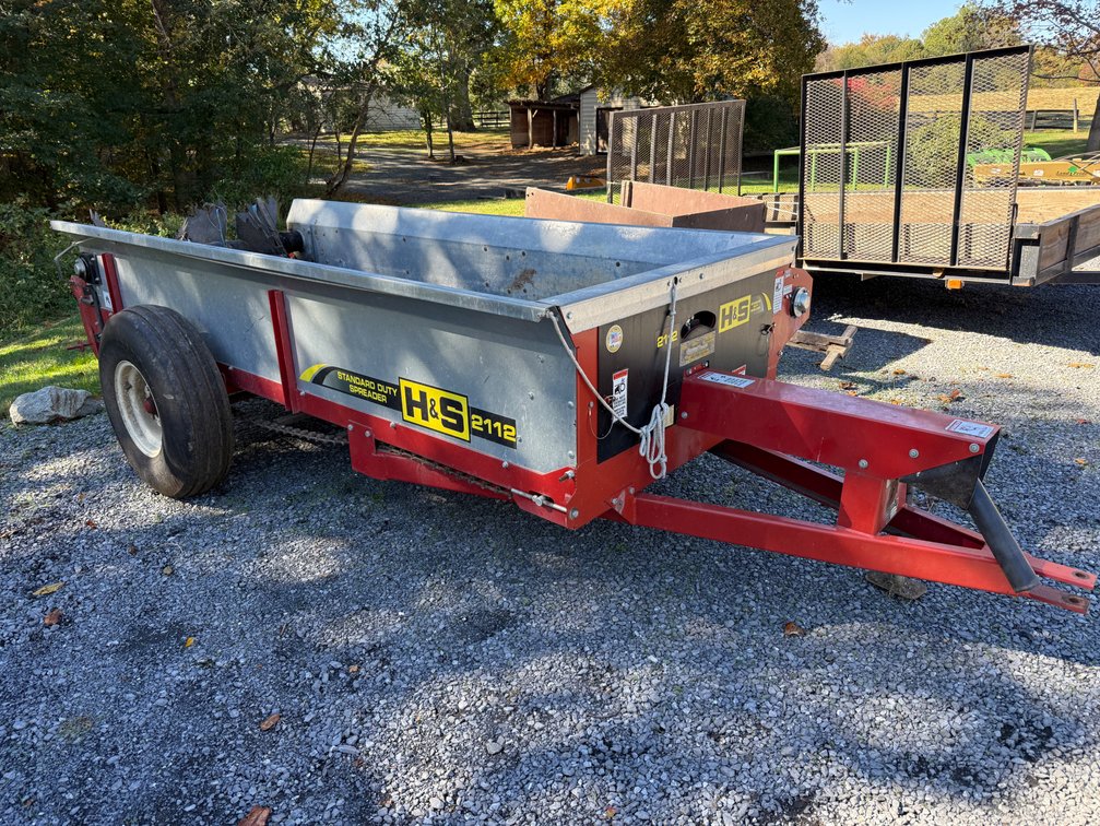 H & S S2112 standard duty spreader