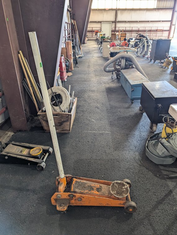 Hydraulic Floor Jack (Orange)