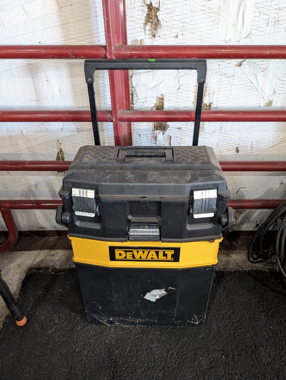 DeWalt Mobile Rolling Tool Box / Chest