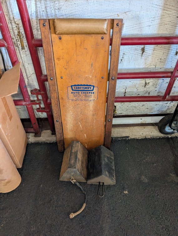 Craftsman Wooden Auto Creeper with Rubber Wheel Chocks
