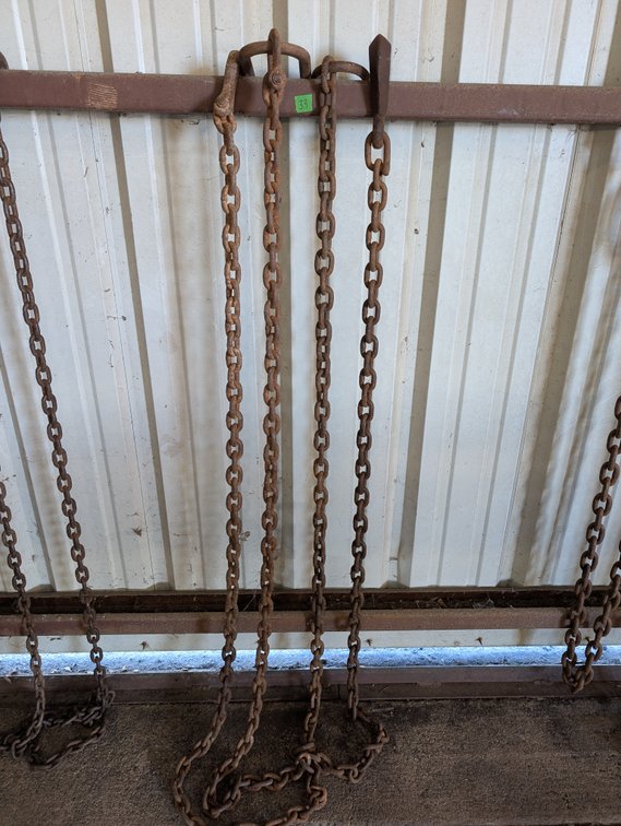 Heavy-Duty Towing / Logging Chains