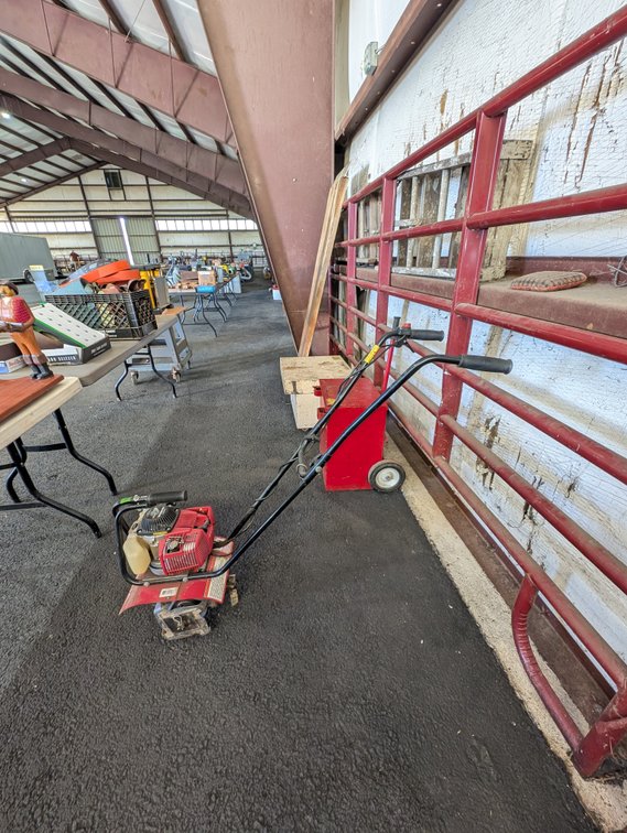 Mantis / Mini Gas-Powered Garden Cultivator Tiller