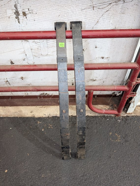 Pair of Heavy-Duty Vehicle / Trailer Leaf Springs