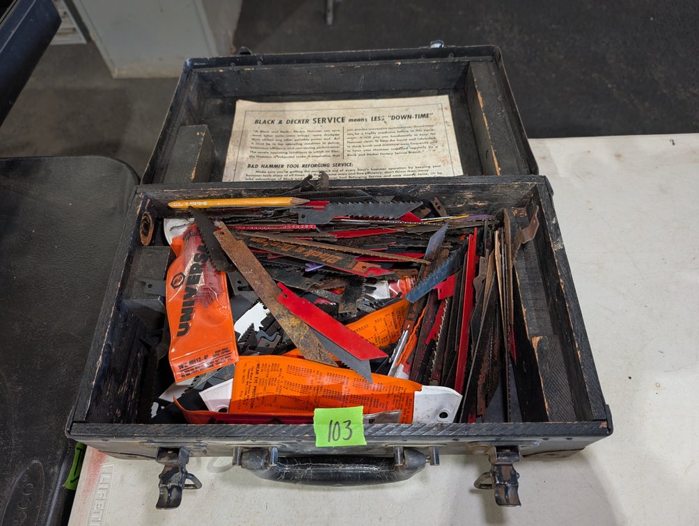 Black & Decker Fitted Case Filled with Reciprocating / Jig Saw Blades