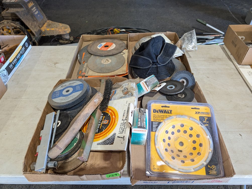 Flat Box Lots of Grinding Wheels, Sanding Discs & DeWalt Diamond Cup Wheel