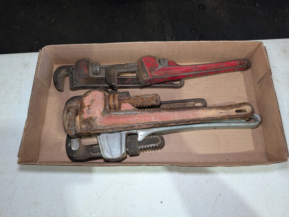 Box Lot of Heavy Duty Pipe Wrenches incl. Craftsman & Rigid