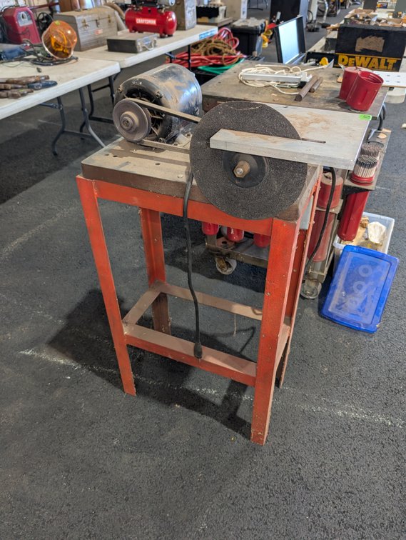Stand-Mounted Electric Cut-Off / Grinding Disc Tool Unit on Red Metal Base