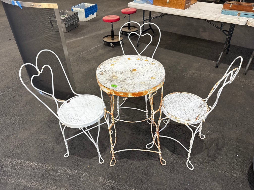 Wrought Iron Heart-Back Bistro Set with Table & Two Chairs