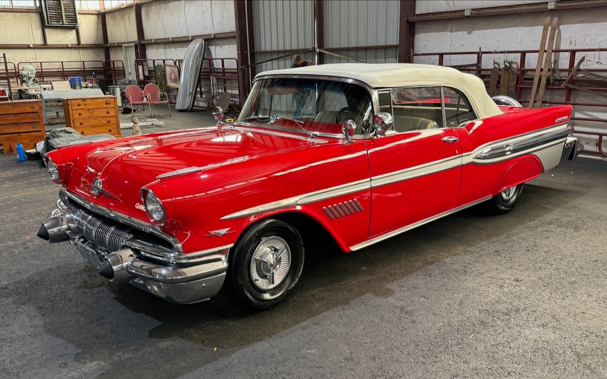 1957 Pontiac Bonneville