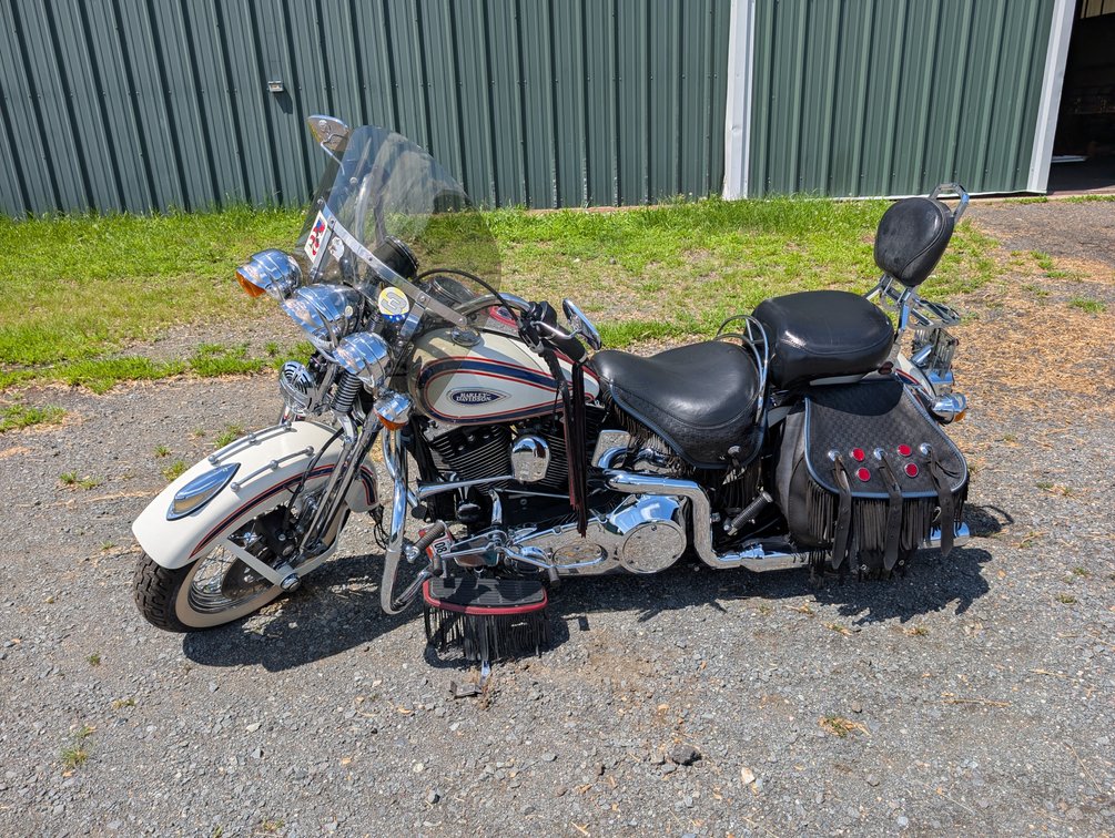 1997 Harley-Davidson Heritage Springer (FLSTS)
