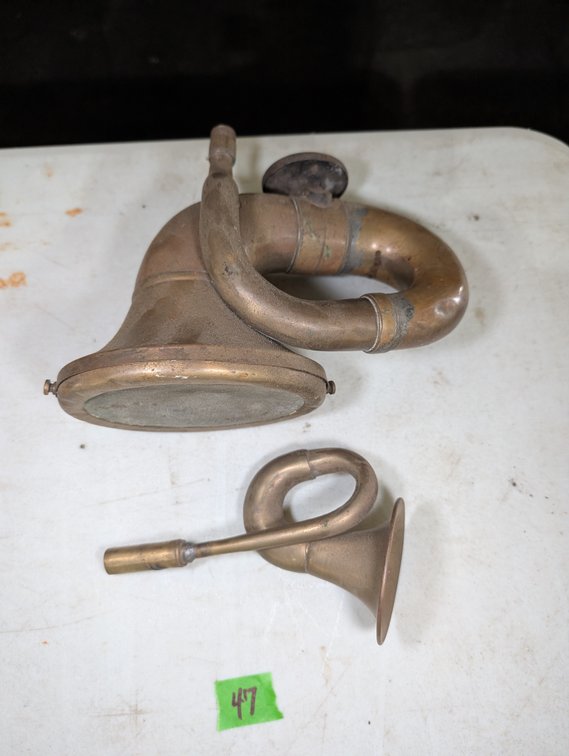 Pair of Antique Brass Vehicle / Bulb Horns