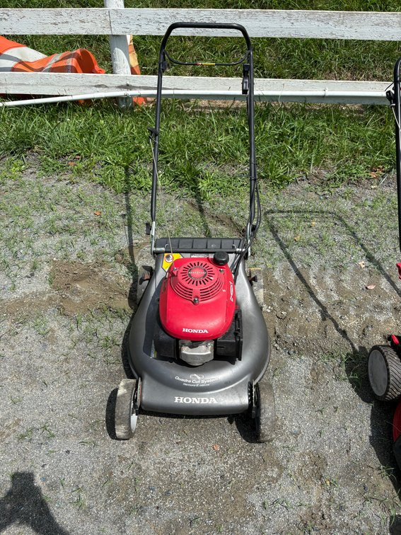 Honda Harmony II HRR216 Gas Push Lawn Mower