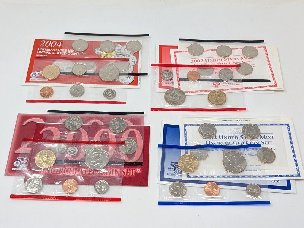 2000’s Mint Sets