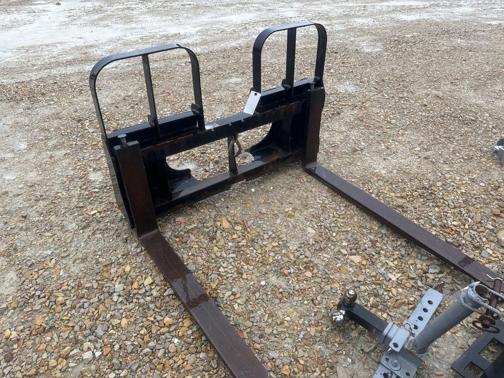 Pallet forks HLA