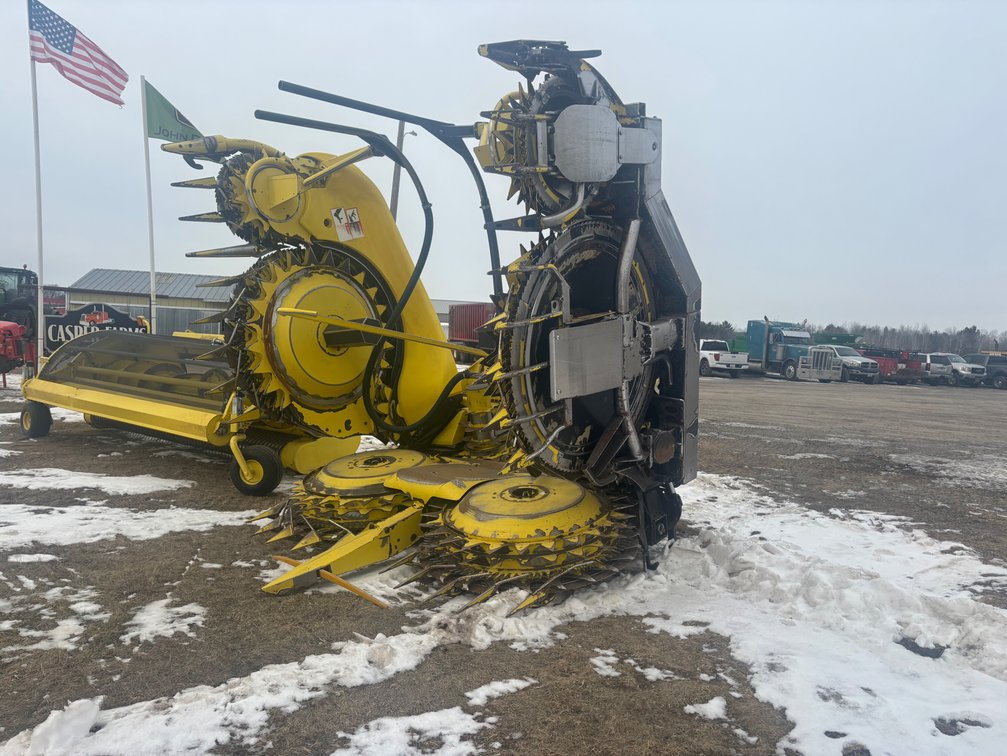John Deere 770