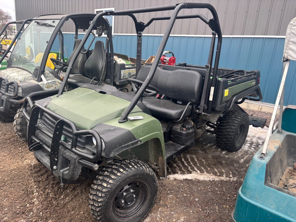 John Deere Gator 825 G