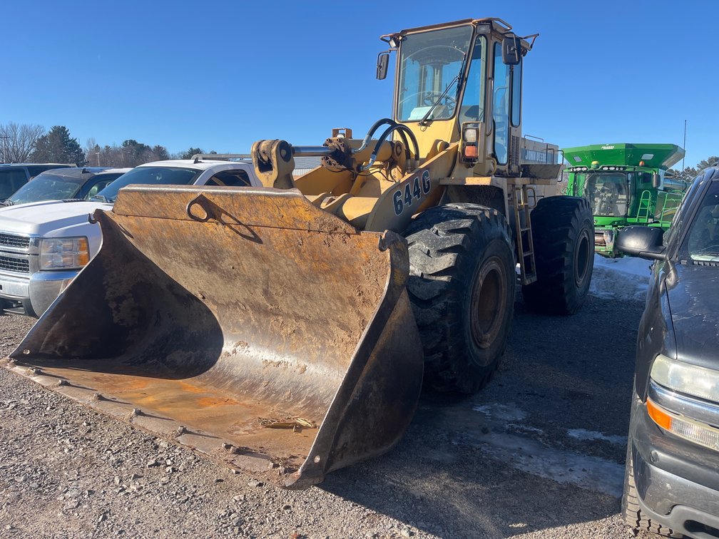 John Deere 644G with Loader