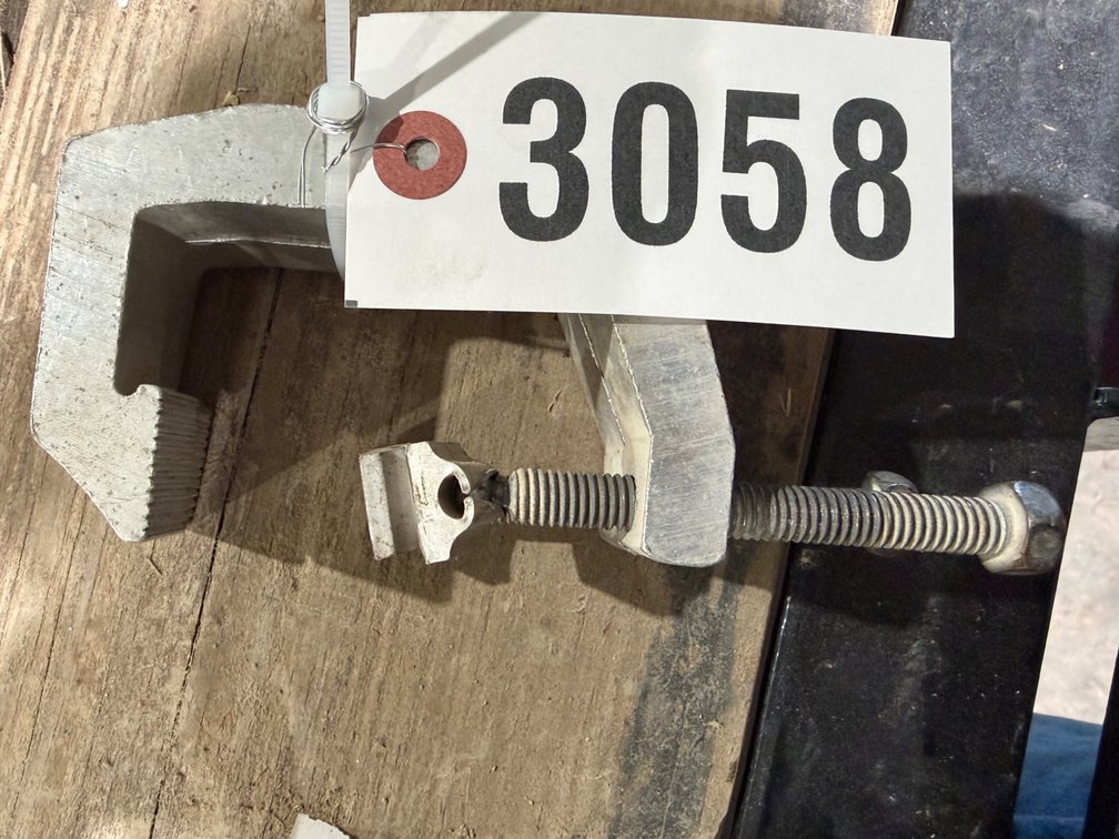 Small C clamps