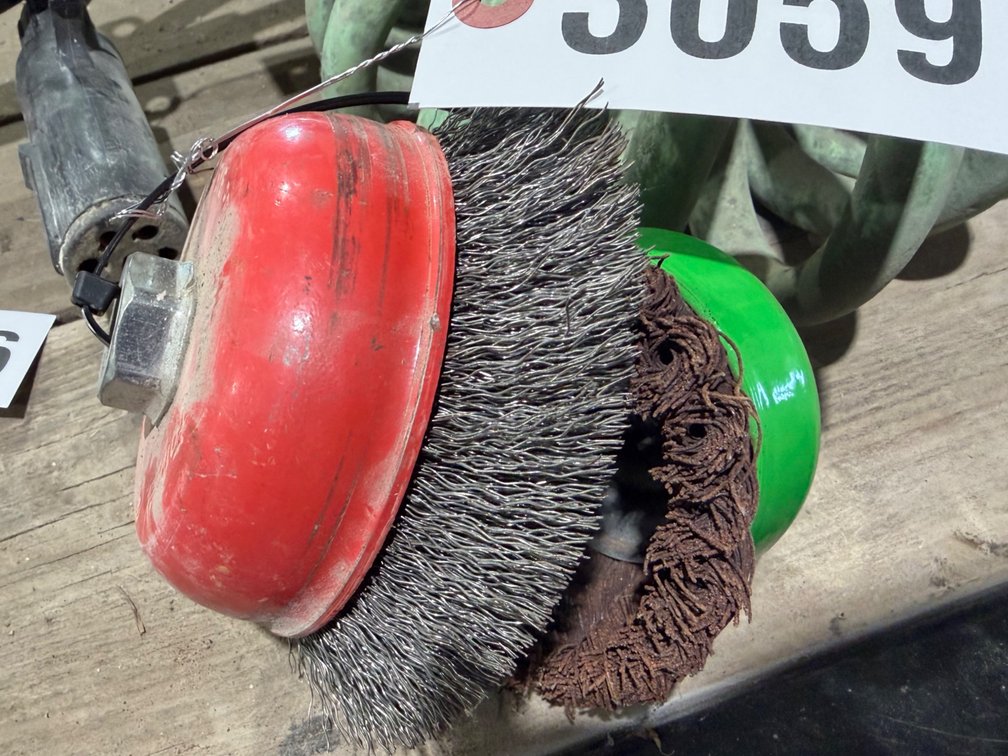 Hard and soft wire wheels