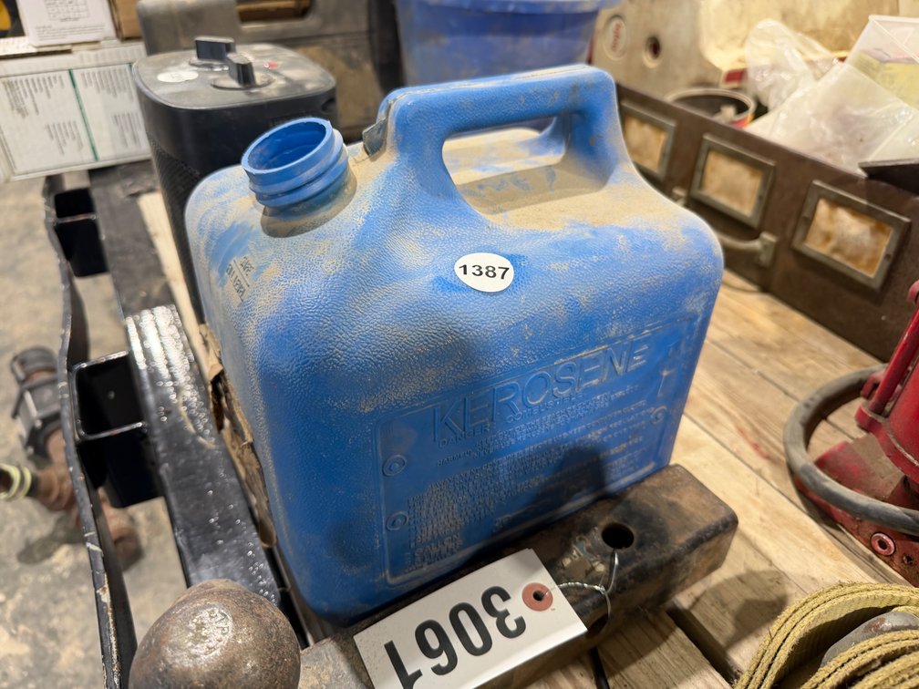 2gallon fuel can