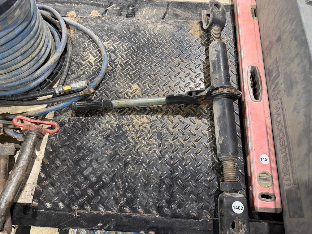 ratcheting centerpoint for tractor