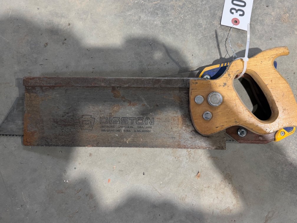 2 Hand Saws
