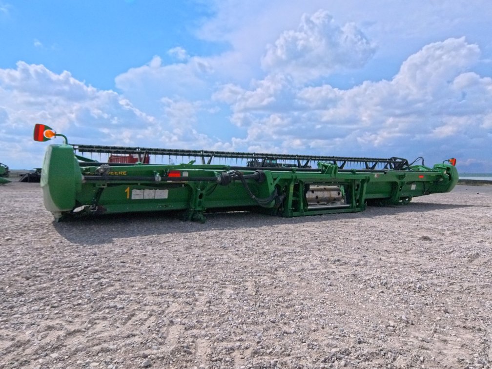 JOHN DEERE 635 Draper Platform