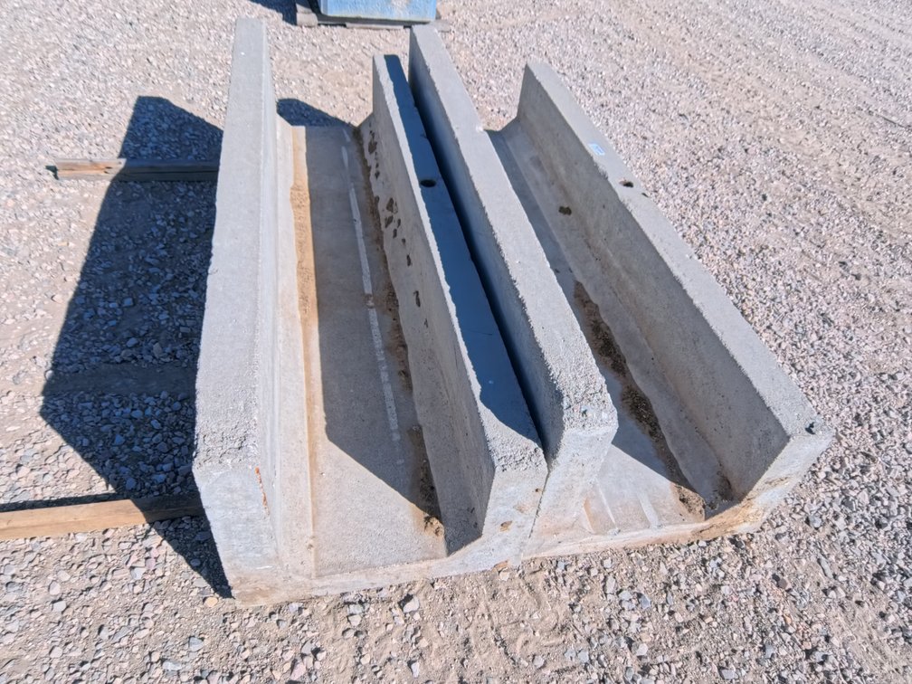 8ft Concrete J-Bunks (2 Count)