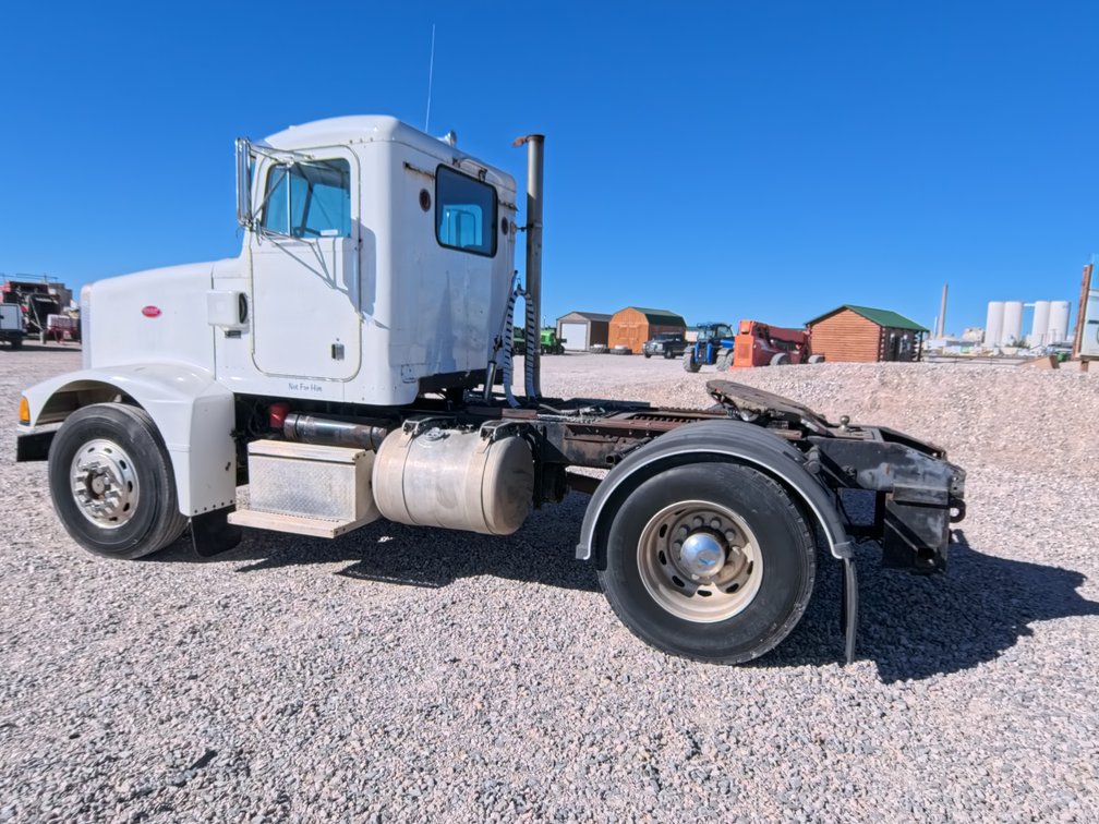 1989 PETERBILT 376 Semi Tractor