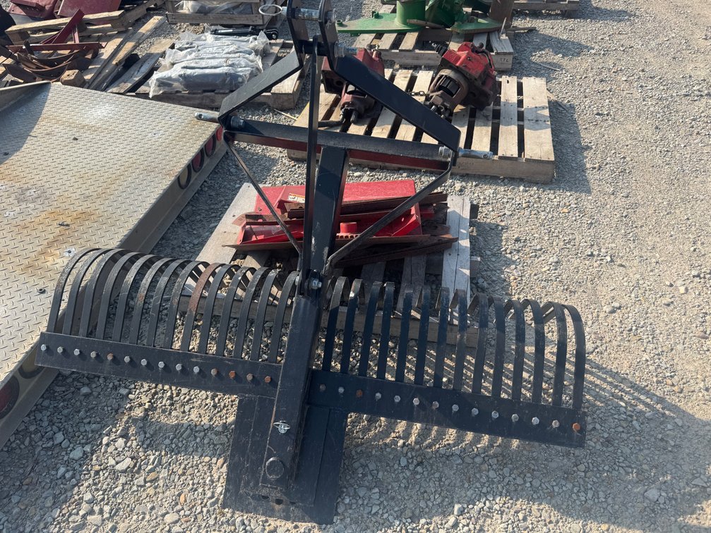 Rock rake