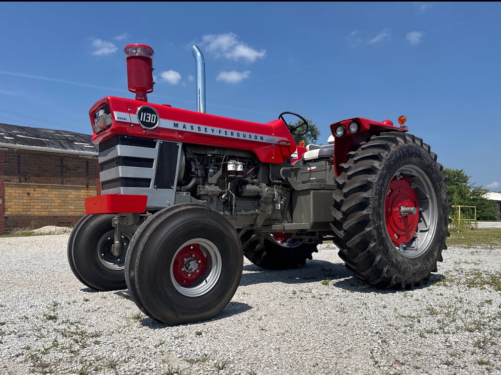 Massey-Ferguson 1130