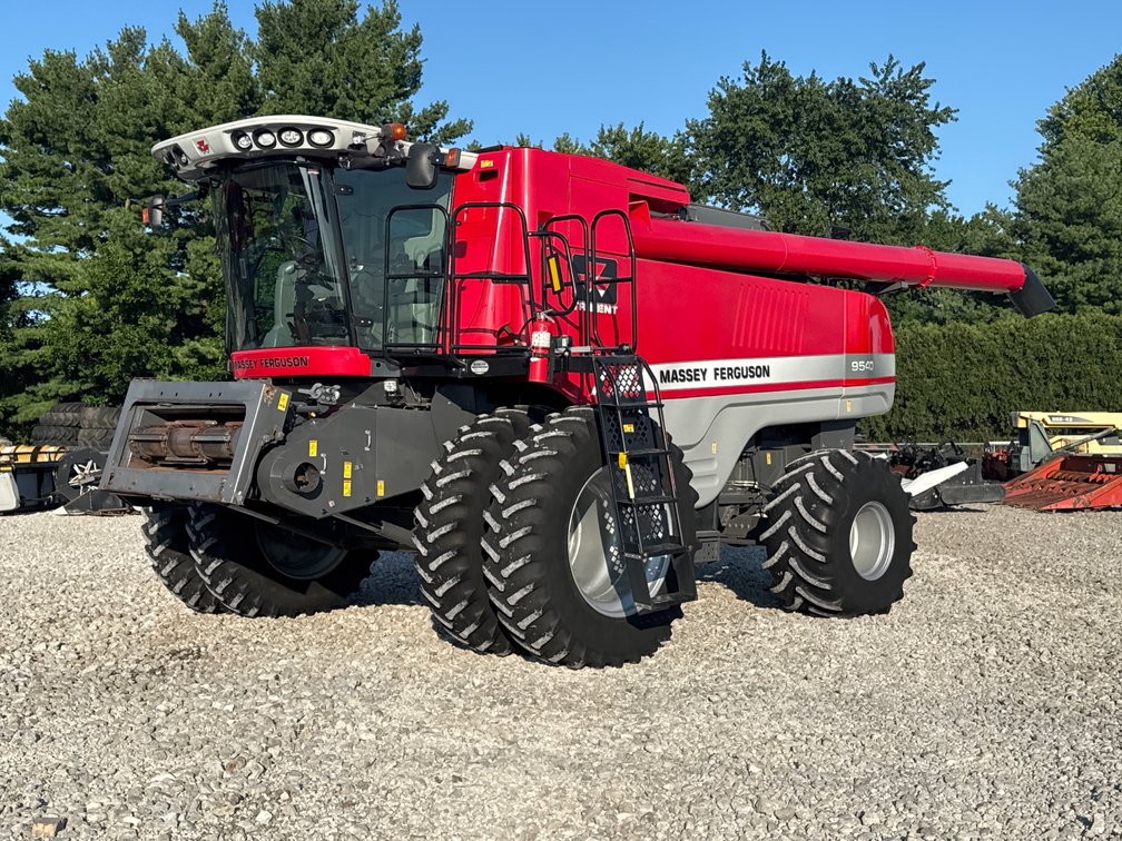 Massey-Ferguson 9540