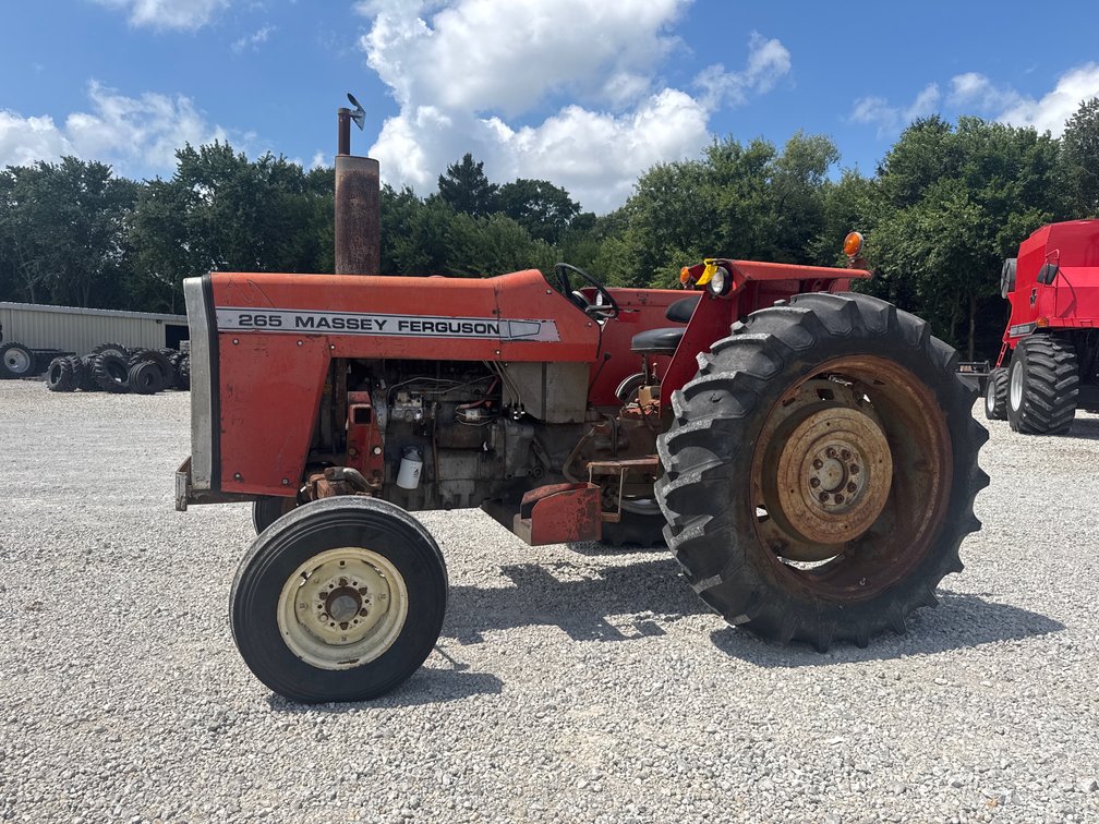 Massey-Ferguson 265