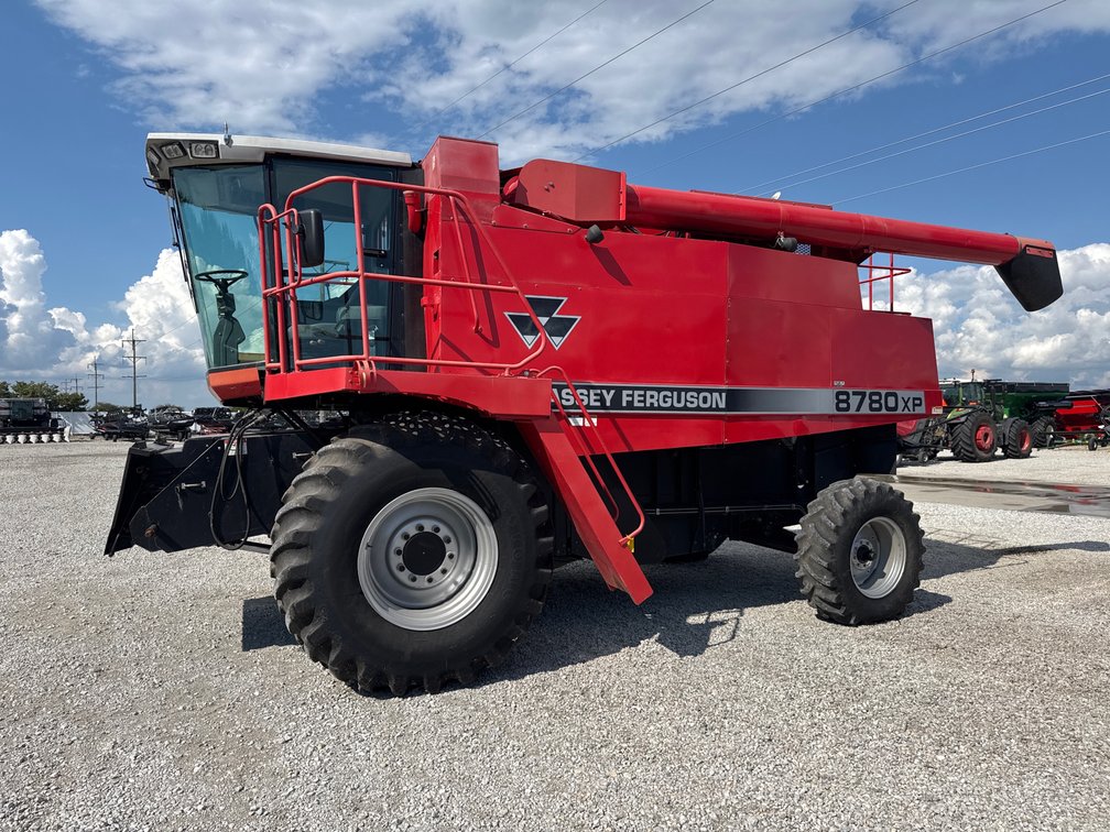 Massey-Ferguson 8780XP