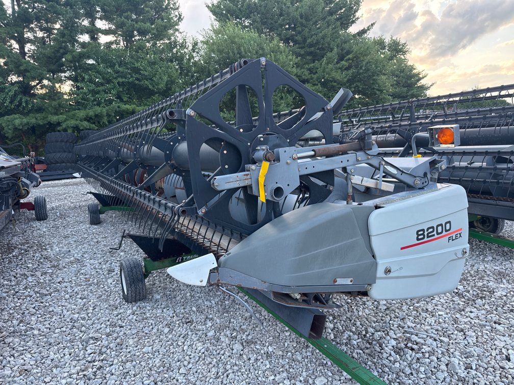 Gleaner 8200-35