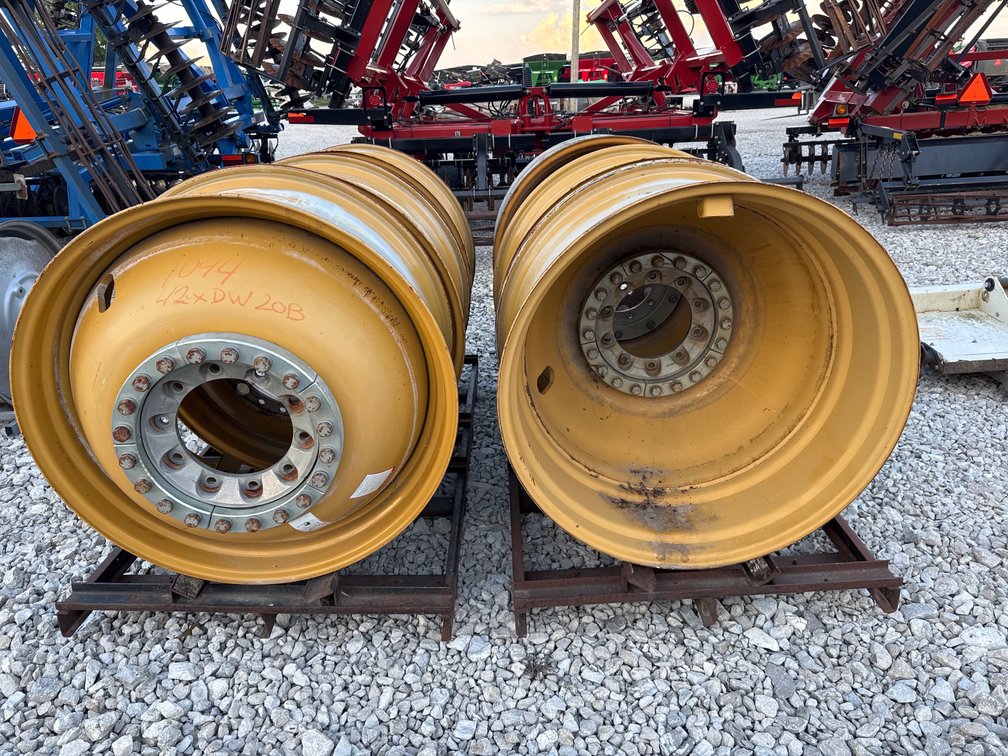 Lexion 10 Bolt rims