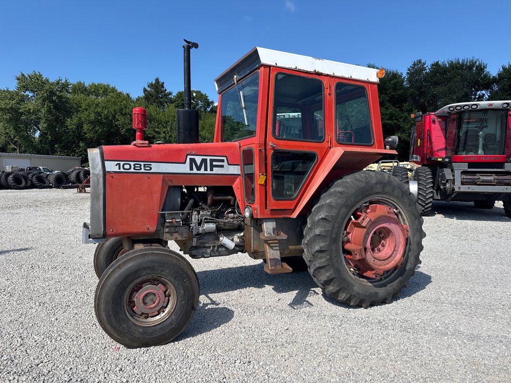 Massey-Ferguson 1085