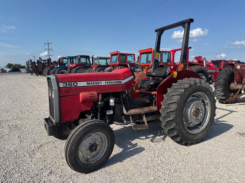 Massey-Ferguson 360