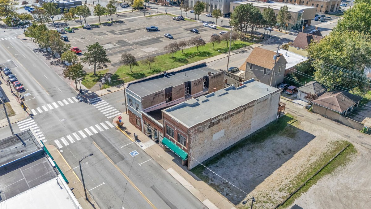 Image for 6050 SF Mixed-Use Retail / 2BR Apartment