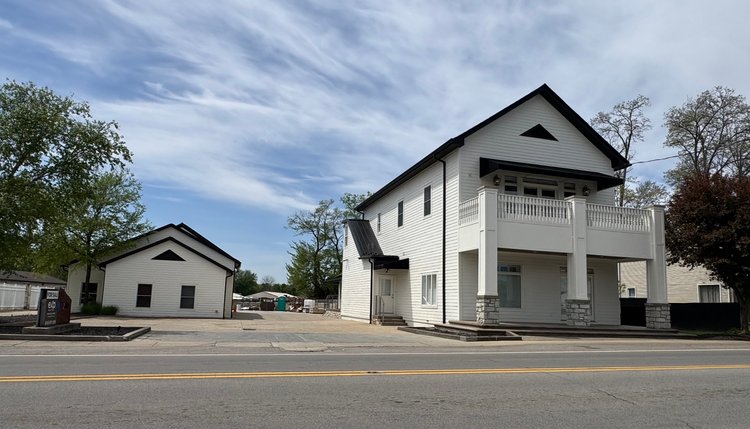 Image for 5000 SF Fully Remodeled Mixed-Use Maineville Ohio
