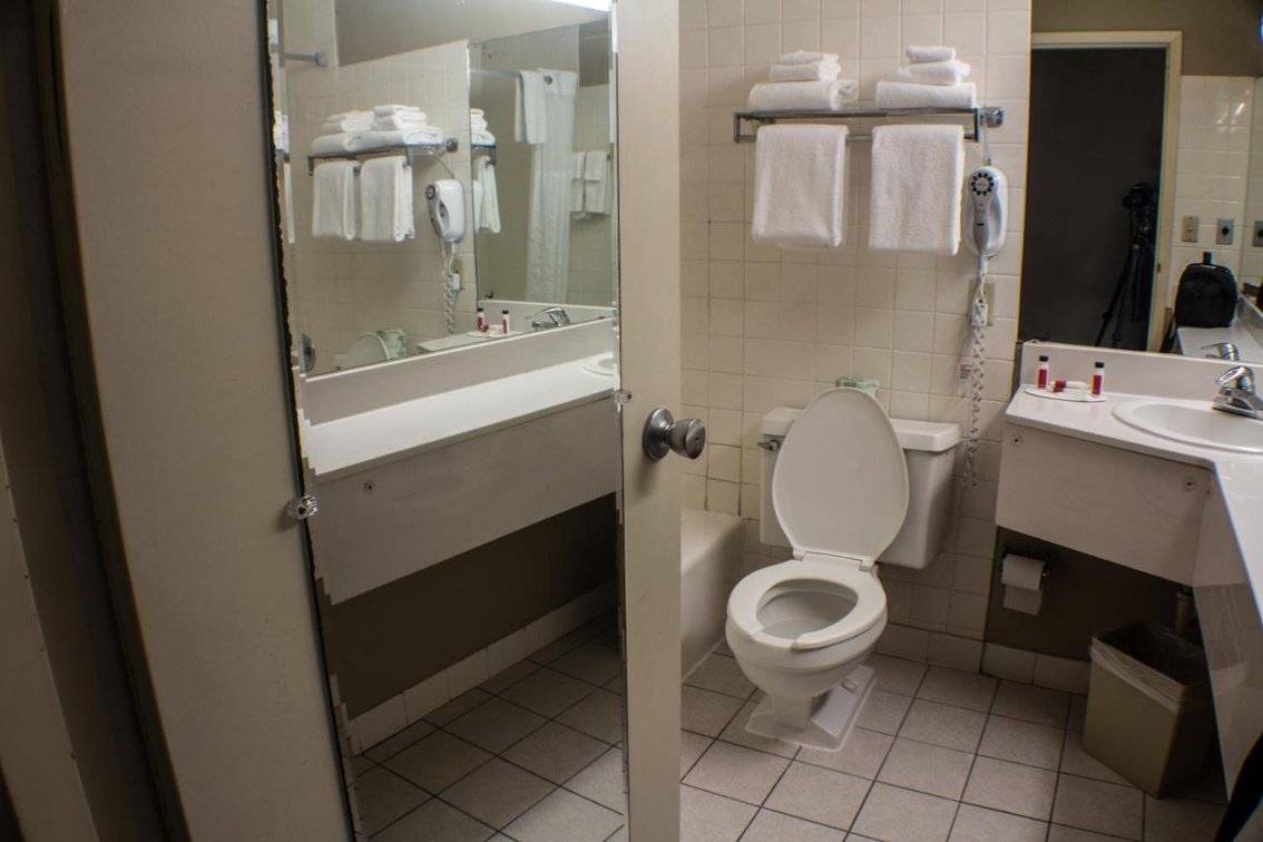 Image for Hospitality Portfolio | Erie PA | 14 acres