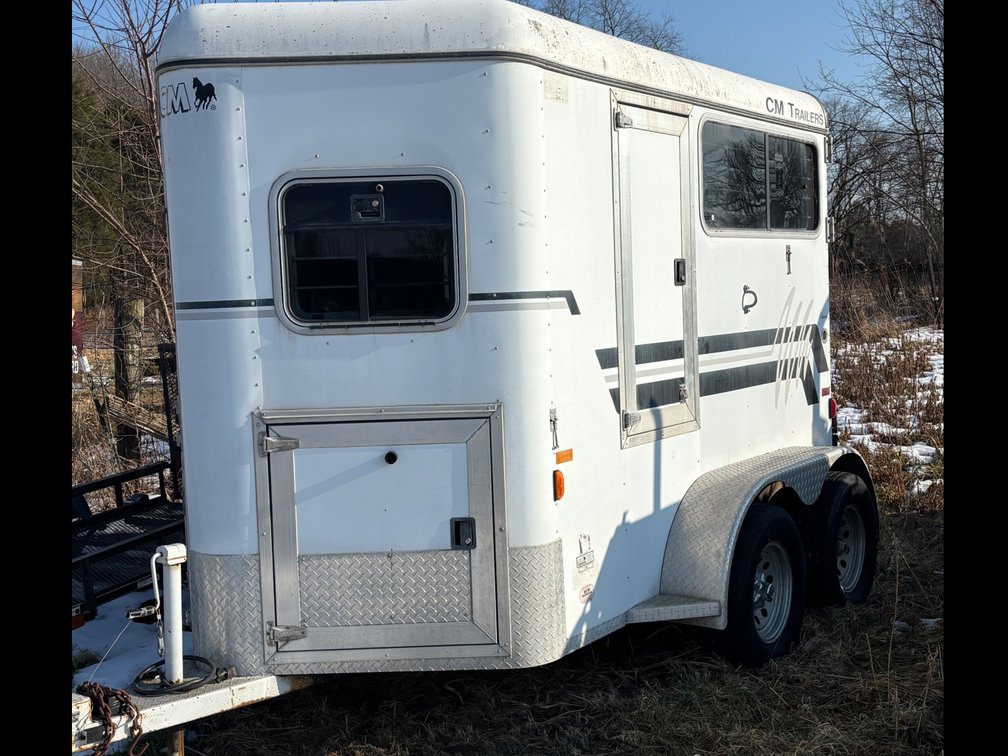 1999 2 horse trailer