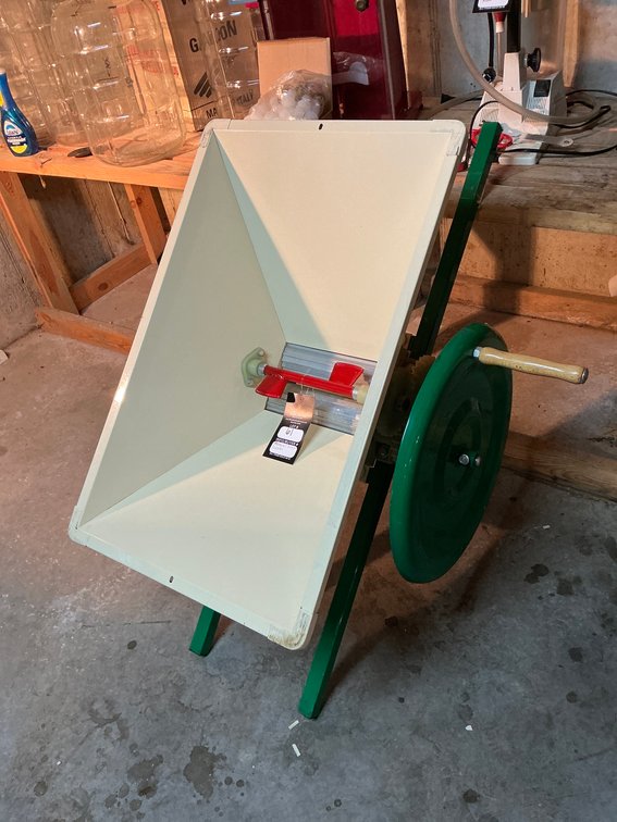 Manual Fruit Crusher