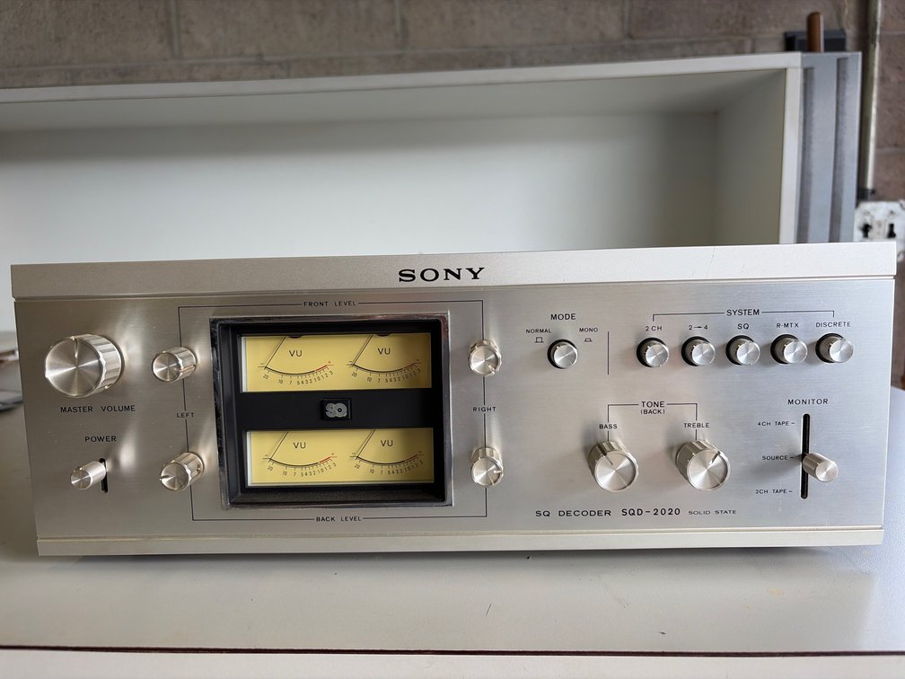 Sony SQD-2020 quadraphonic decoder/amplifier