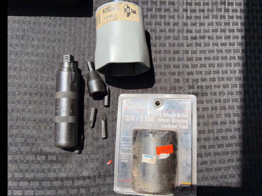 Hub Wheel Bearing & Lock Nut Tool & 2 1/2 inch Socket & Break Free Tool