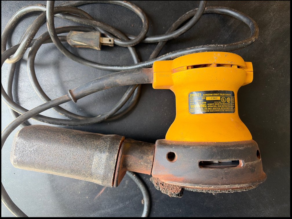 Dewalt Orbit Palm Sander
