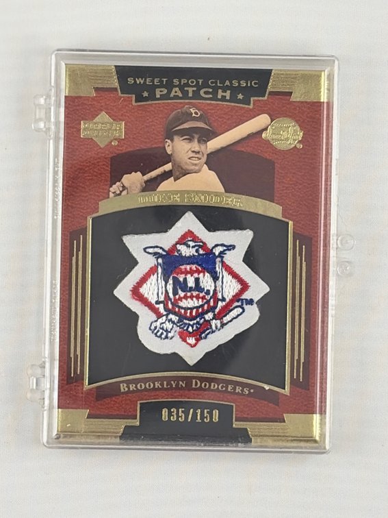Duke Snider Upper Deck 035/150 Souvenir Logo Patch