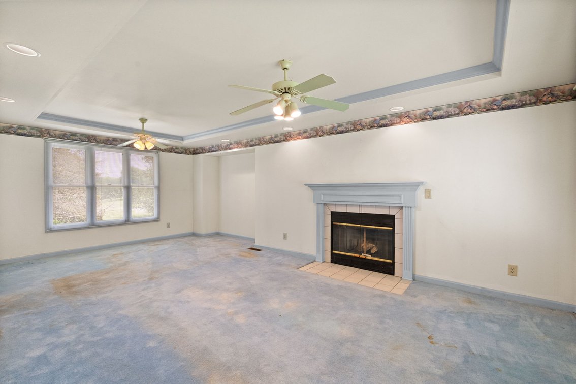 Image for Charlestown, IN | 4 BR/2.5 BA Home Online Auction